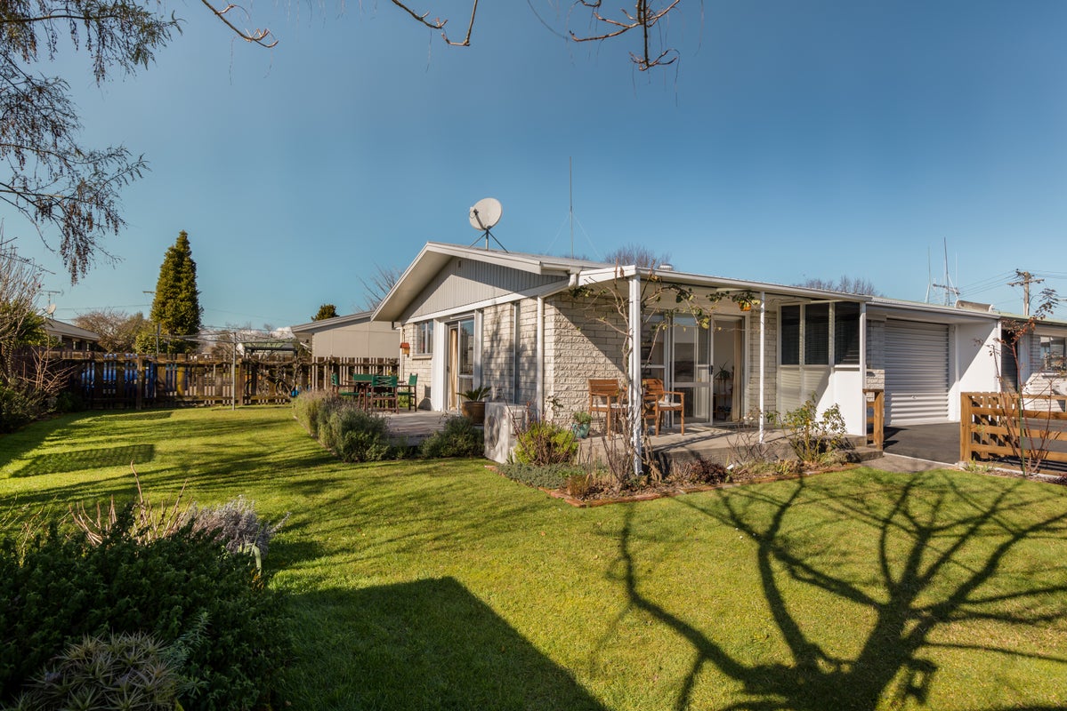 73A Thompson Street, Leamington, Cambridge - Carousel 2