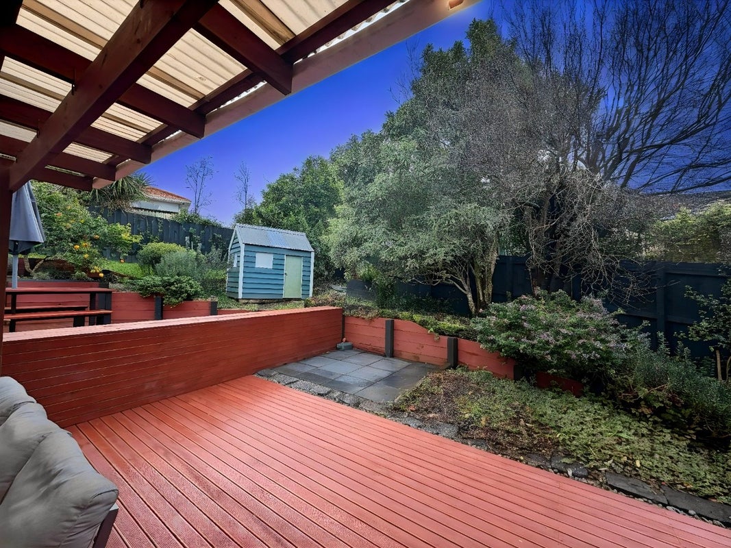 14 Clarion Place, Glendene, Auckland - Carousel 21