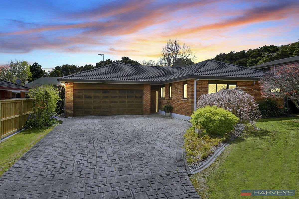 28 Lemonwood Place, The Gardens, Auckland - Carousel 1