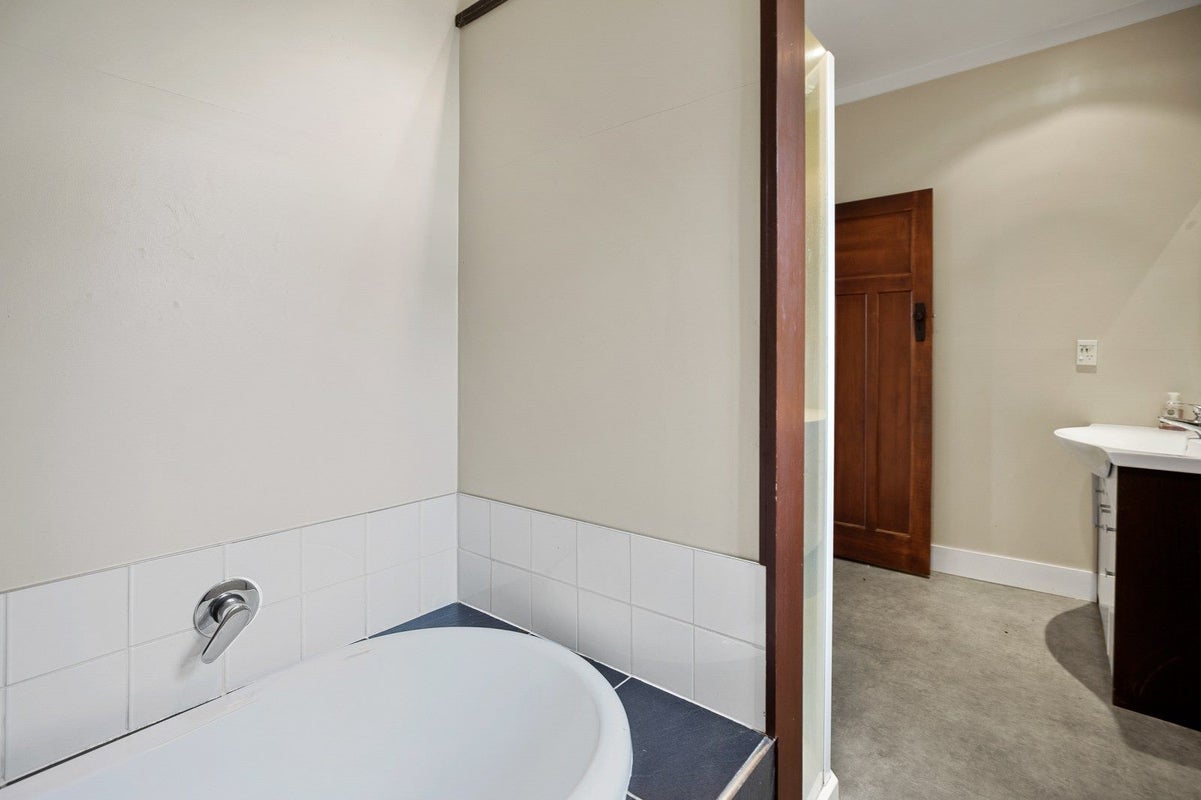 90 Dinsdale Road, Dinsdale, Hamilton - Carousel 22
