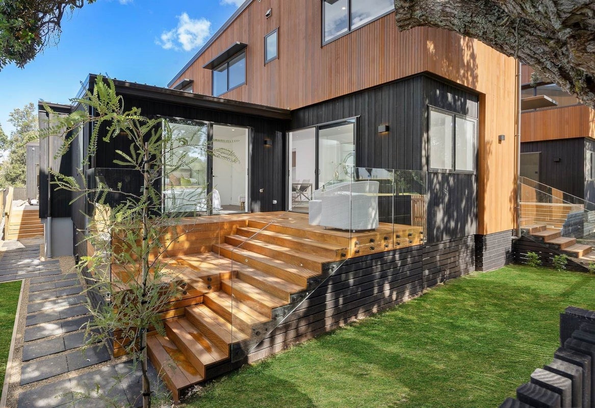 3/24 Garland Road, Greenlane, Auckland - Carousel 1
