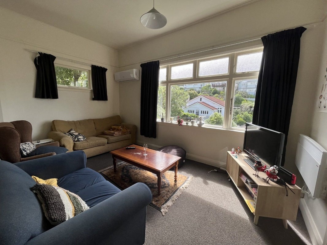 151 Kelburn Parade, Kelburn, Wellington - Carousel 2