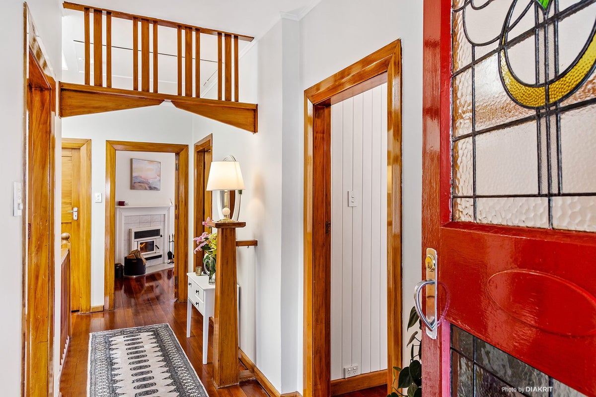 25 Eden Street, Island Bay, Wellington - Carousel 2