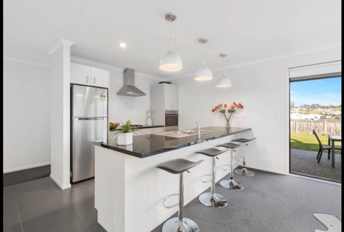 3 Cannon Street, Silverdale, Silverdale - Carousel 2