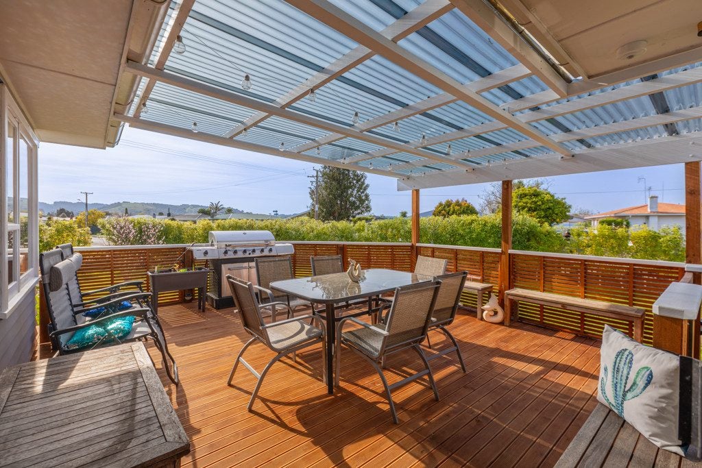 15 Kauri Street, Taradale, Napier - Carousel 1