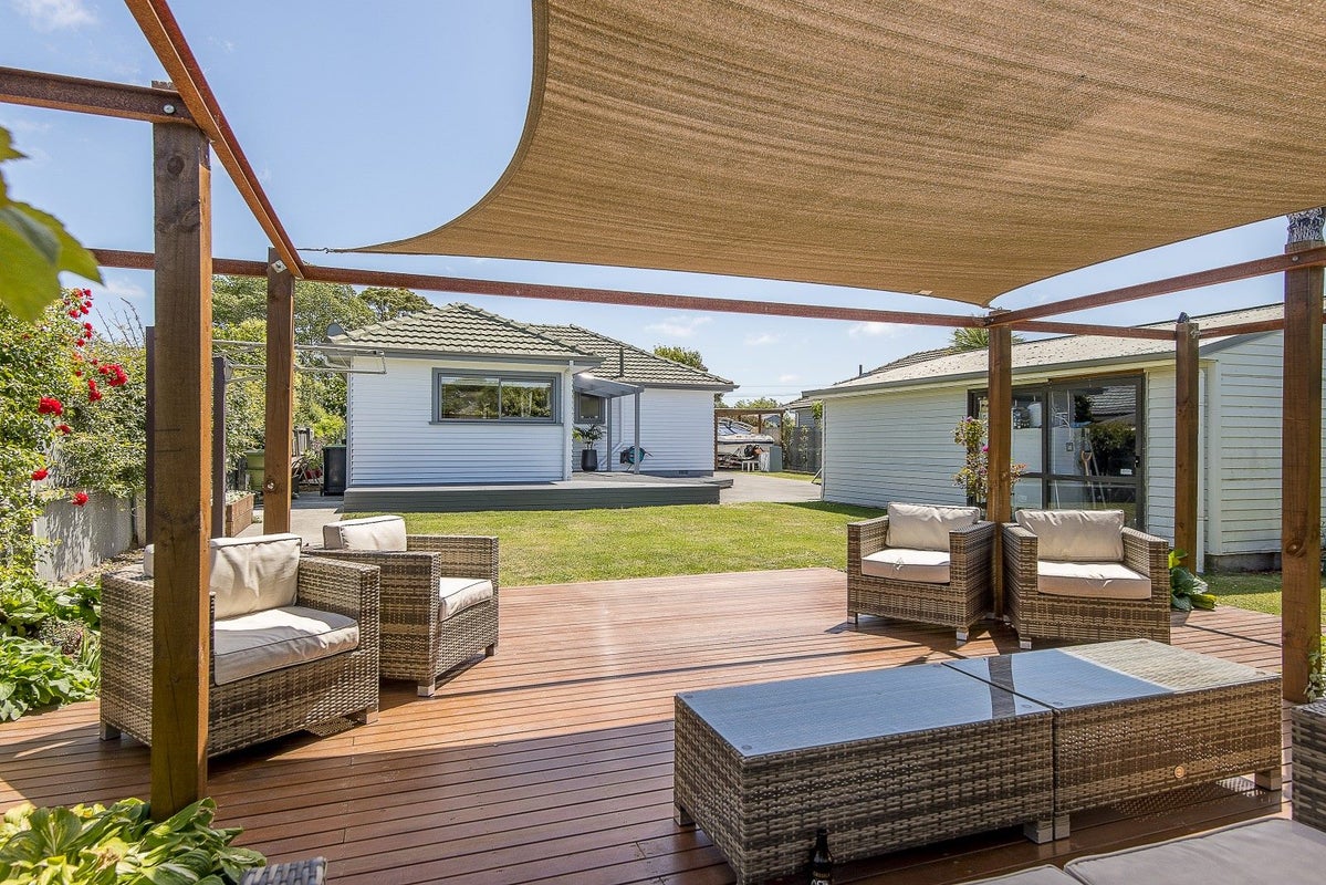 128 Gilberthorpes Road, Hei Hei, Christchurch - Carousel 16