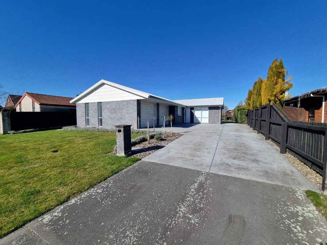 9 Roydon Drive, Templeton, Christchurch - Carousel 11