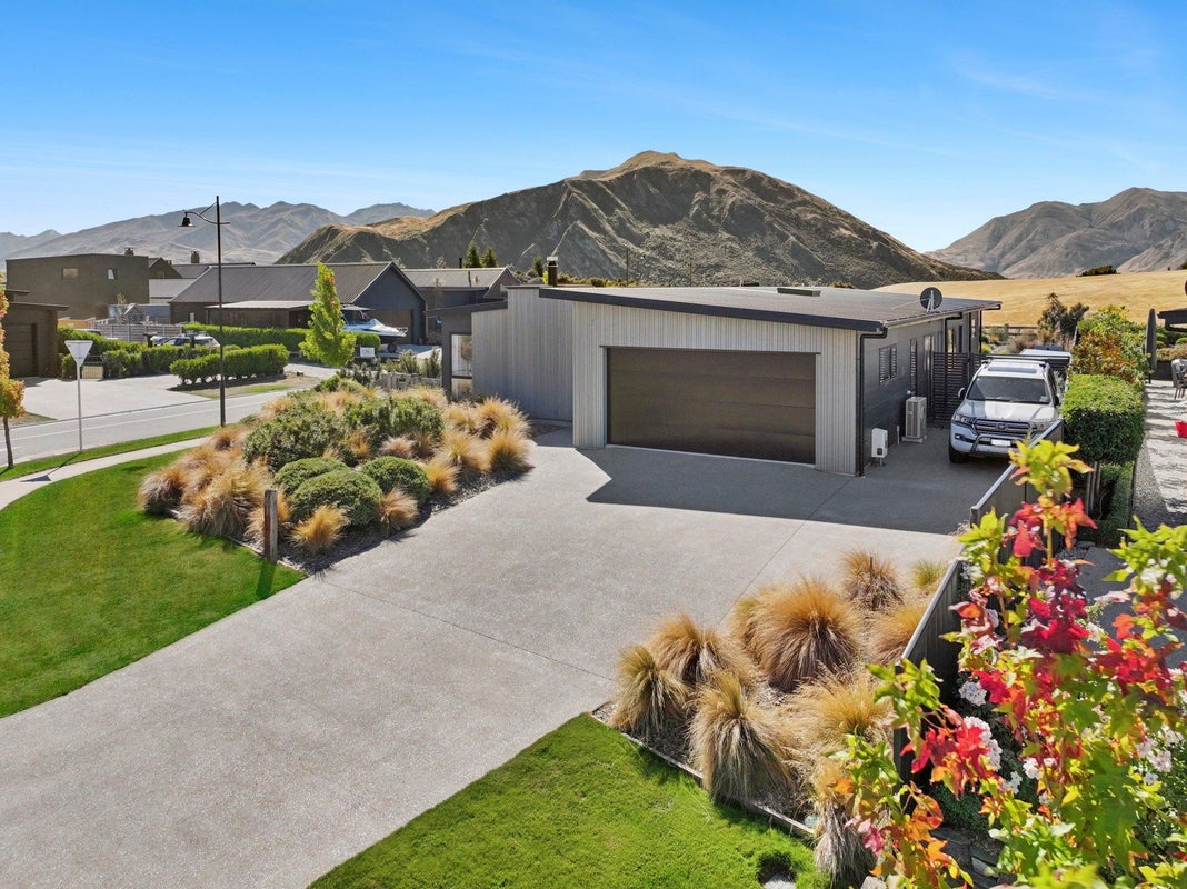 75 Infinity Drive, Wanaka - Carousel 23