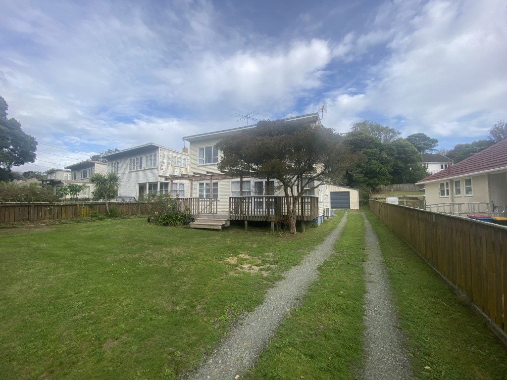 54 Mungavin Avenue, Ranui, Porirua - Carousel 11