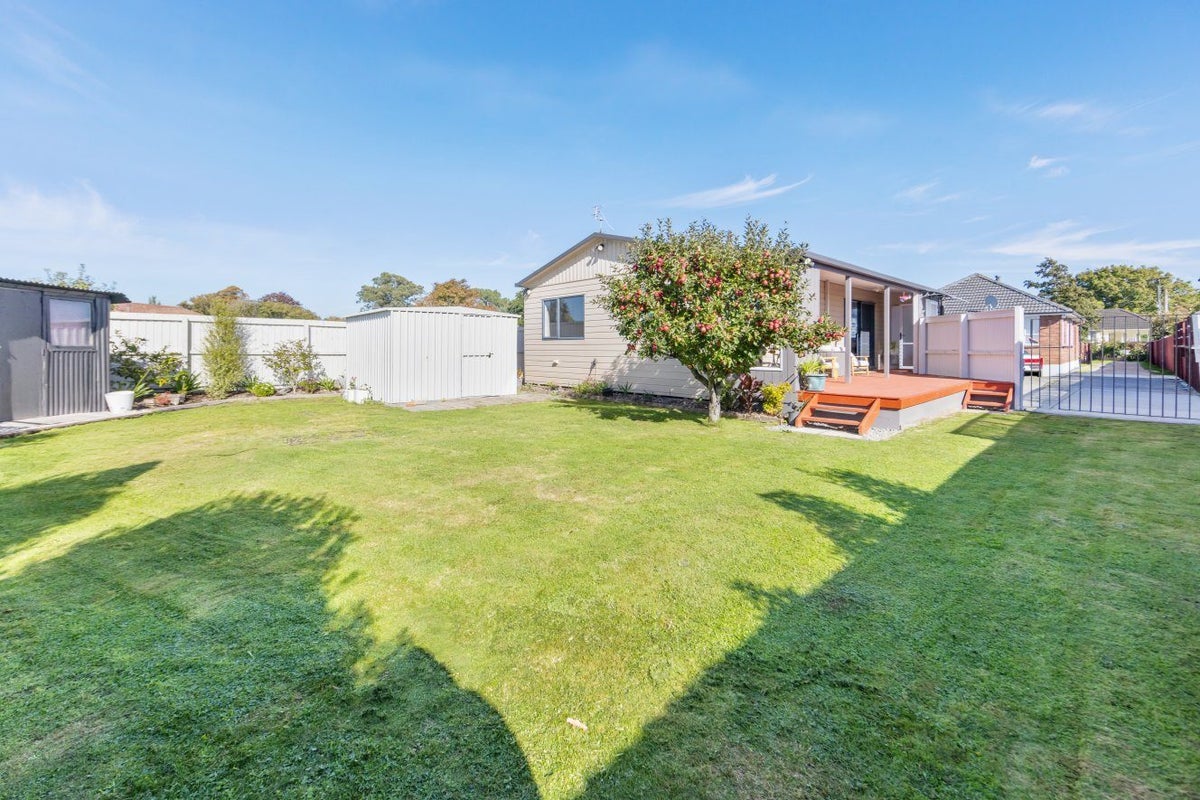 20A Tiora Place, Upper Riccarton, Christchurch - Carousel 1