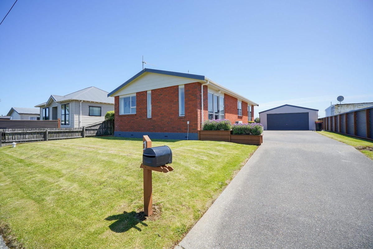130 Avon Road, Clifton, Invercargill - Carousel 26