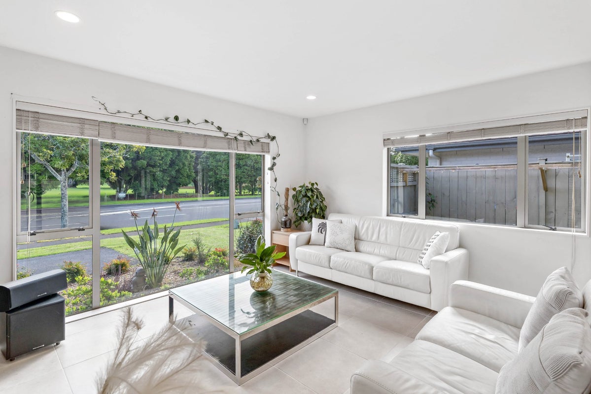 66 Ngahue Drive, Stonefields, Auckland - Carousel 2
