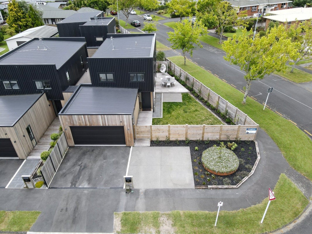 2B Martin Street, Fairfield, Hamilton - Carousel 2