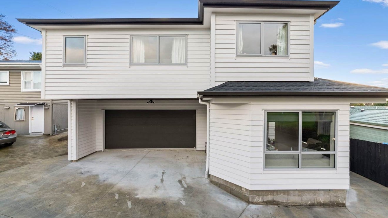 41A Canberra Avenue, Lynfield, Auckland - Carousel 1