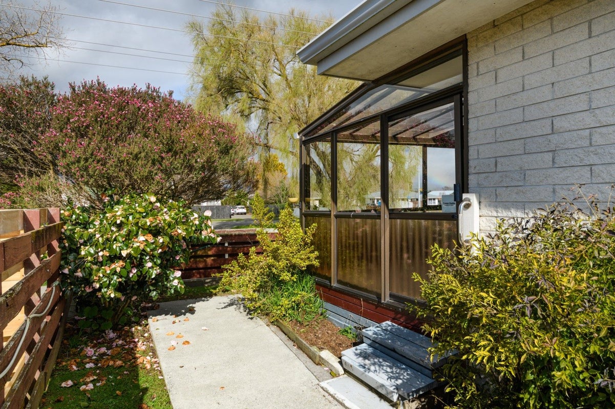 8B Monrad Street, Highbury, Palmerston North - Carousel 16