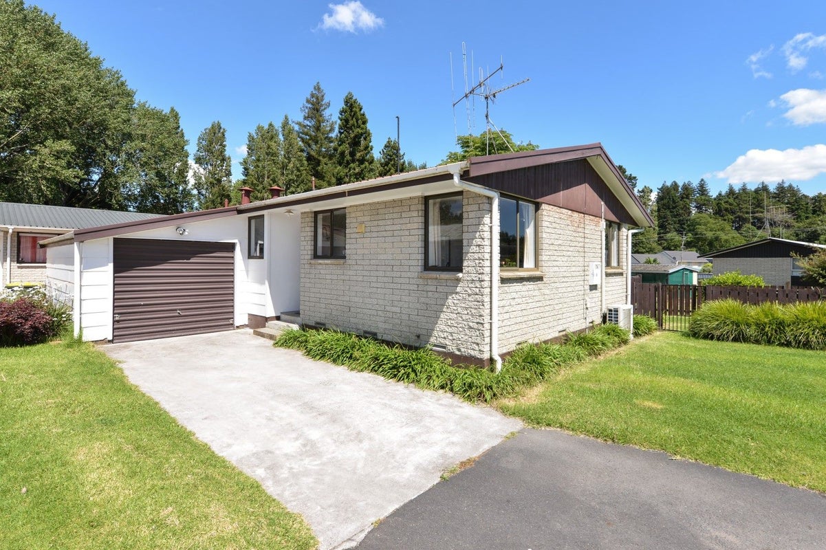 7A Waterford Road, Fitzroy, Hamilton - Carousel 1