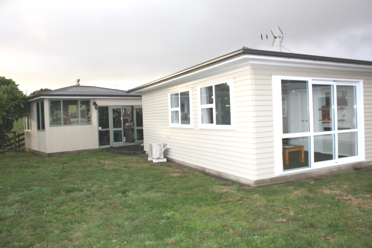 79 Newton Road, Te Mata - Carousel 1