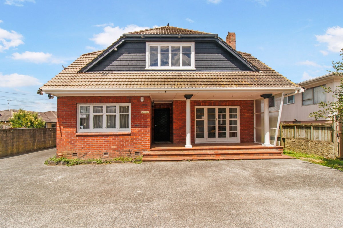 393 Great South Road, Papatoetoe, Auckland - Carousel 1