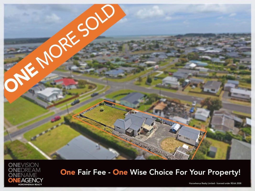 47 Edinburgh Terrace, Foxton Beach, Foxton - Carousel 1