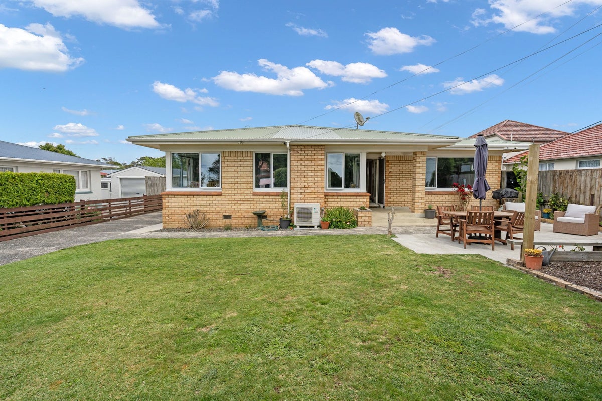 22 Puriri Park Road, Maunu, Whangarei - Carousel 1