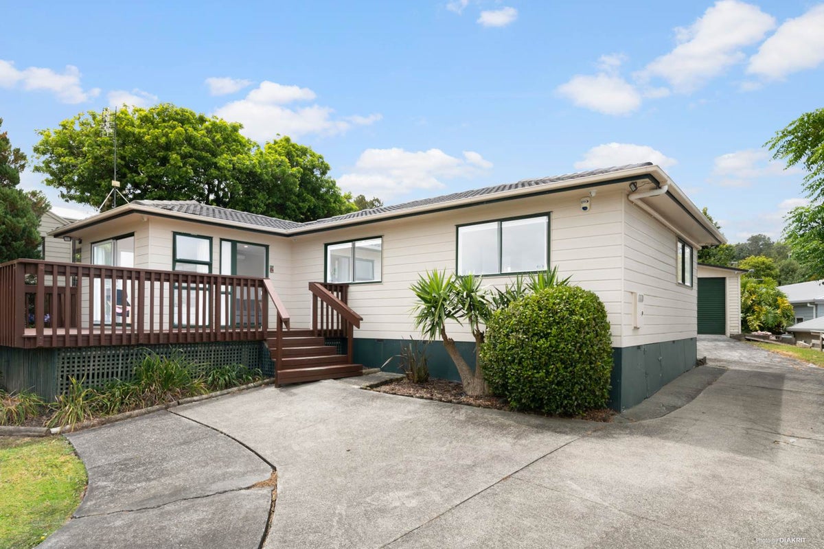 86 Brian Crescent, Stanmore Bay, Whangaparaoa - Carousel 1