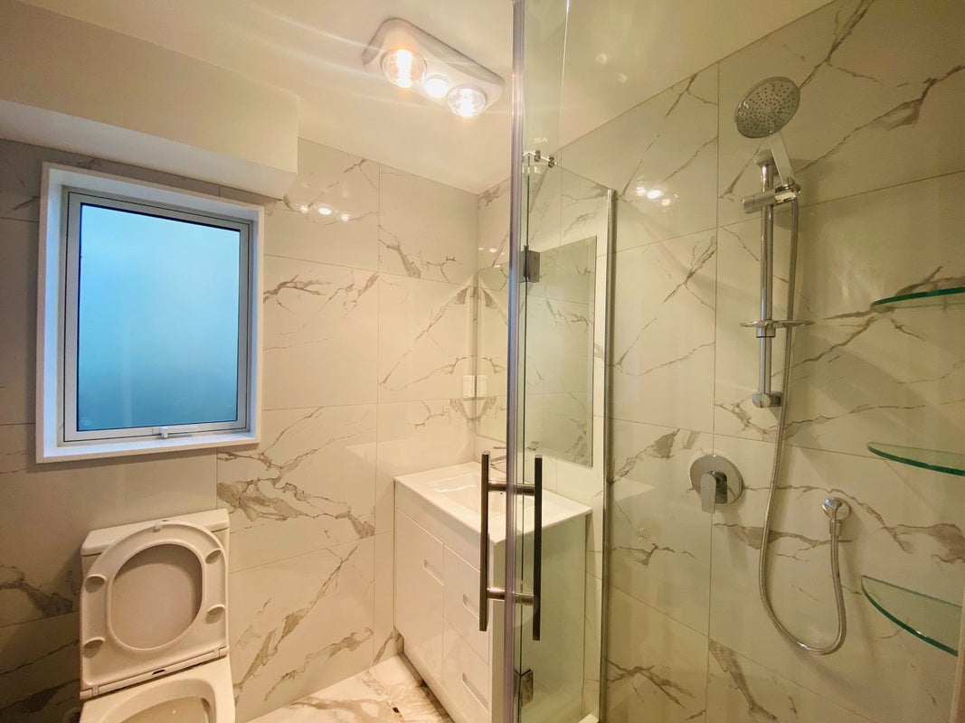 25 The Mews, Shamrock Park, Auckland - Carousel 9