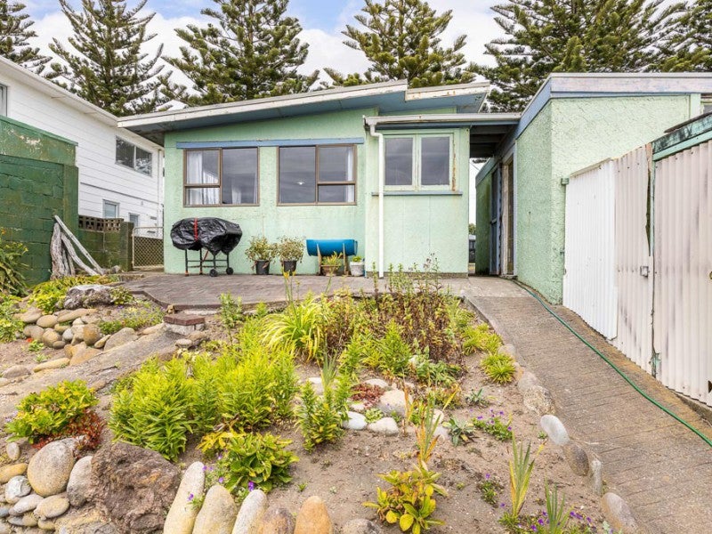 26 Battiscombe Terrace, Waitara, Waitara - Carousel 23