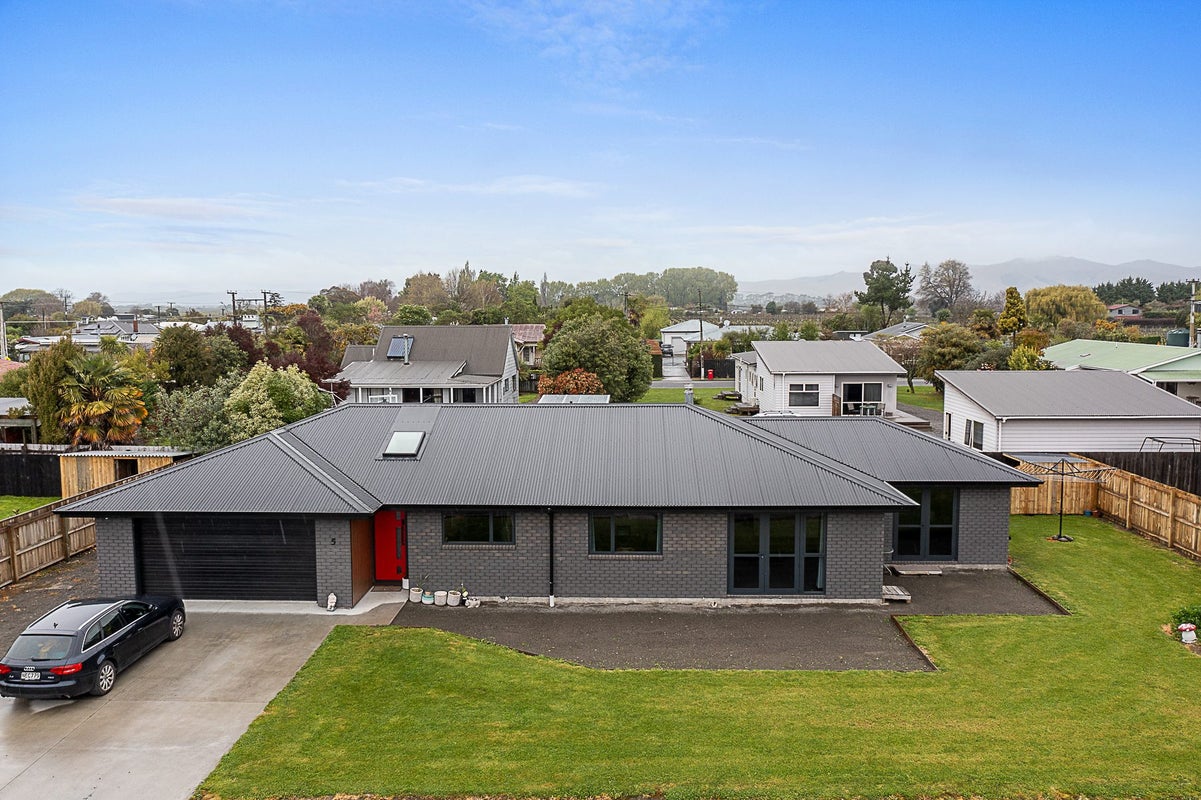 5 Gibbons Place, Grovetown, Blenheim - Carousel 1