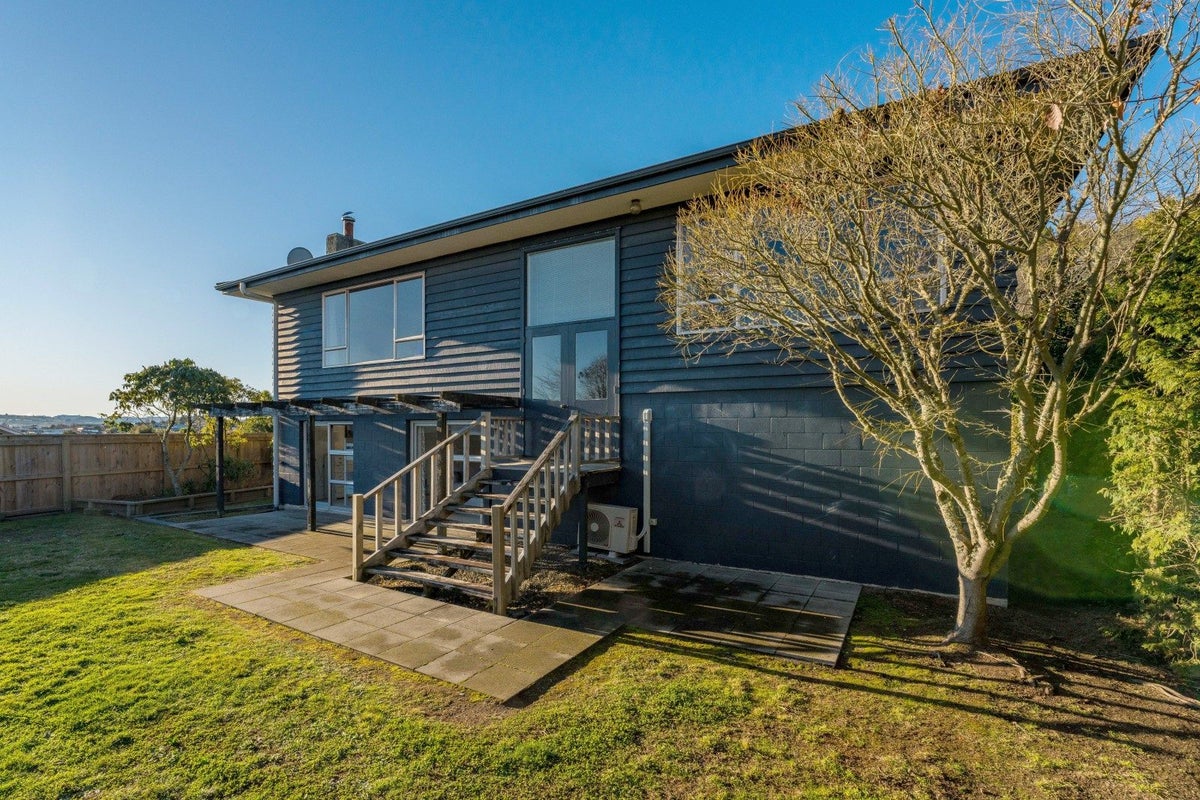 1/81 Shepherd Road, Waipahihi, Taupo - Carousel 22