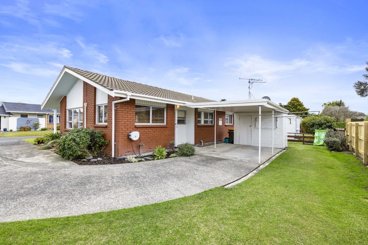 6 Morrow Avenue, St Andrews, Hamilton - Carousel 2