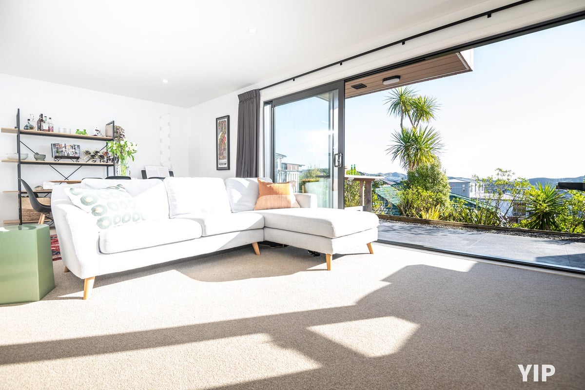 71 Woodridge Drive, Woodridge, Wellington - Carousel 1