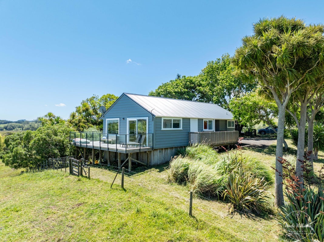 47 Merril Road, Paparoa - Carousel 1