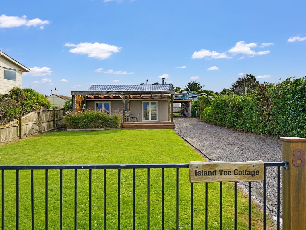 8 Island Terrace, Motunau, Greta Valley - Carousel 1