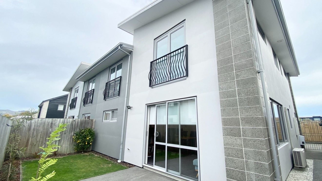212C Lincoln Road, Addington, Christchurch - Carousel 15