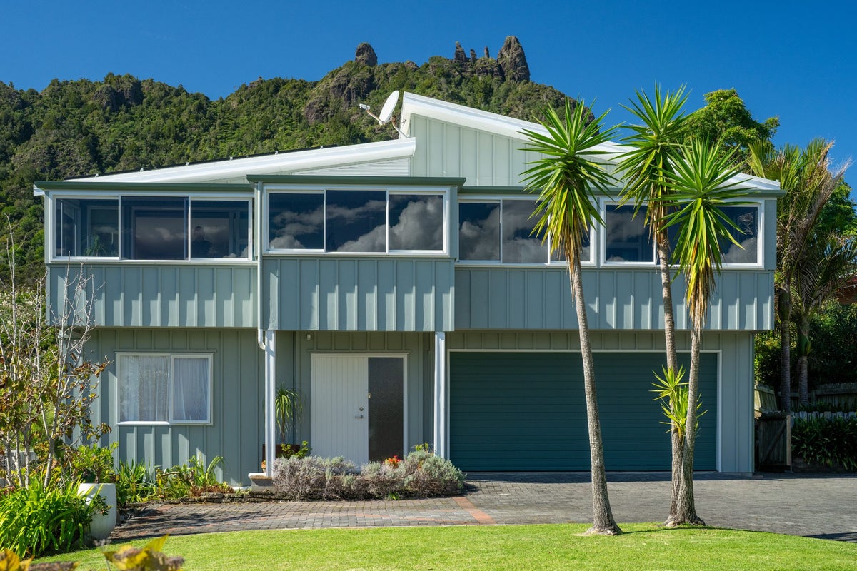 2091 Whangarei Heads Road, Whangarei - Carousel 1