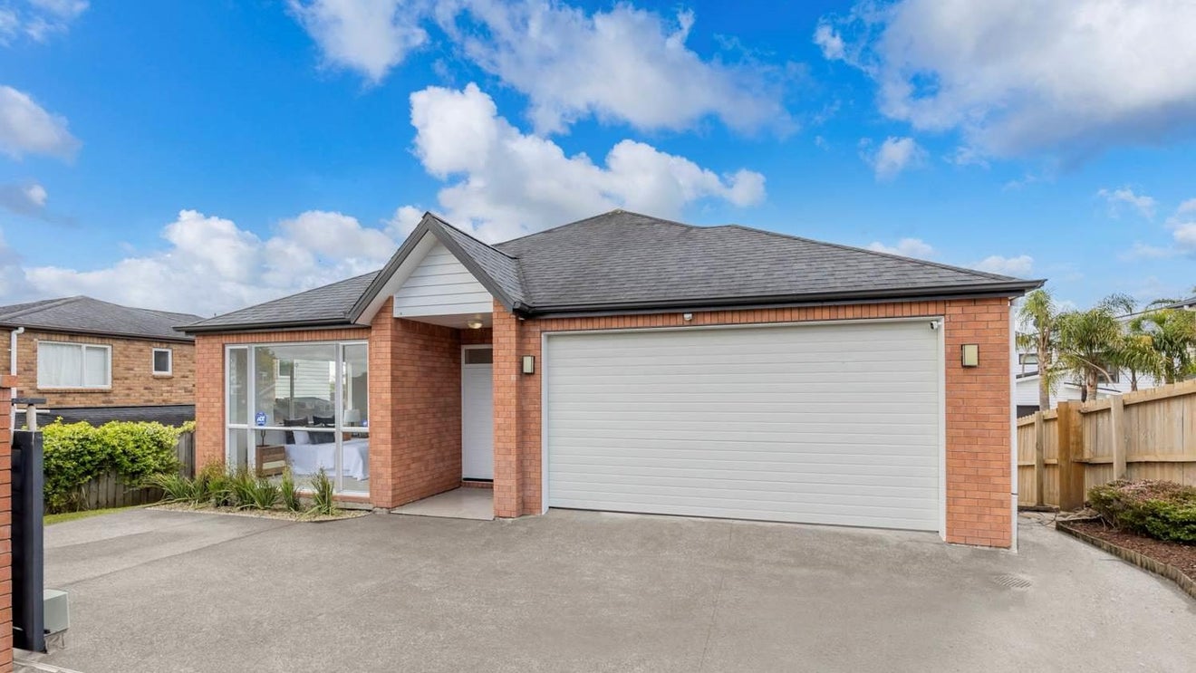 28 Mulroy Place, Pinehill, Auckland - Carousel 1