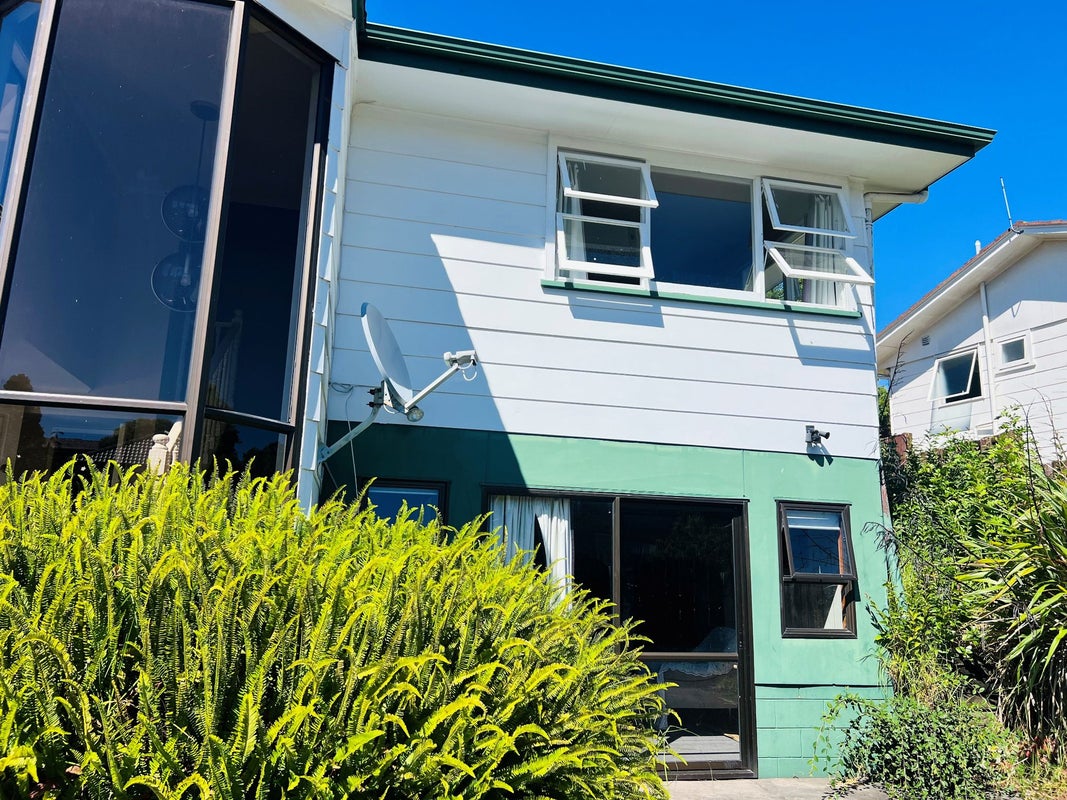 66 Salamanca Road, Sunnynook, Auckland - Carousel 2