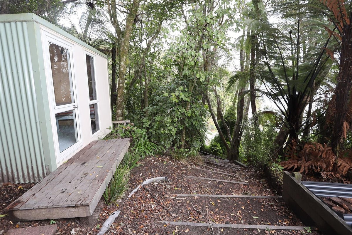 579 State Highway 30, Lake Rotoma, Rotorua - Carousel 20