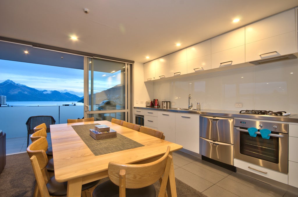 3/60 Hallenstein Street, Queenstown, Queenstown - Carousel 2