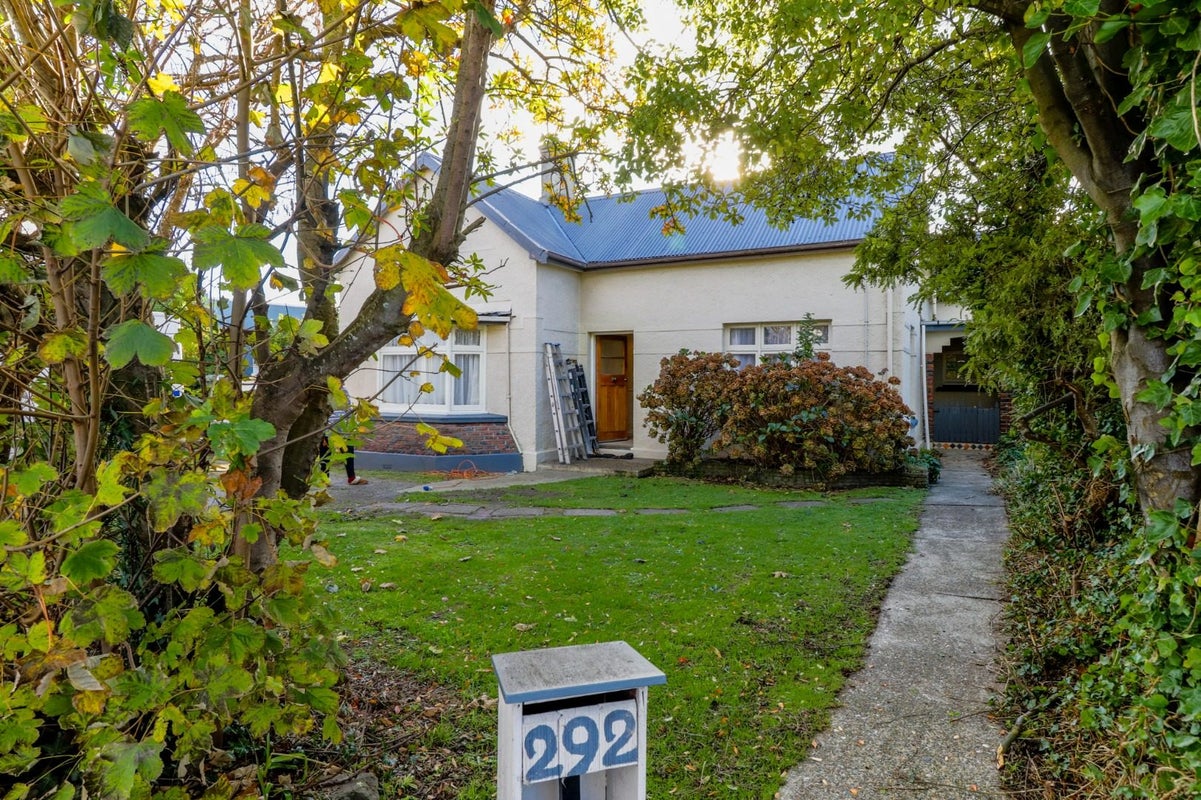292 Tay Street, Turnbull Thomson Park, Invercargill - Carousel 11
