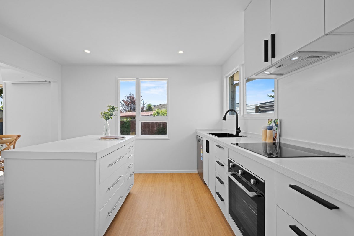 9A Flemington Avenue, North New Brighton, Christchurch - Carousel 2