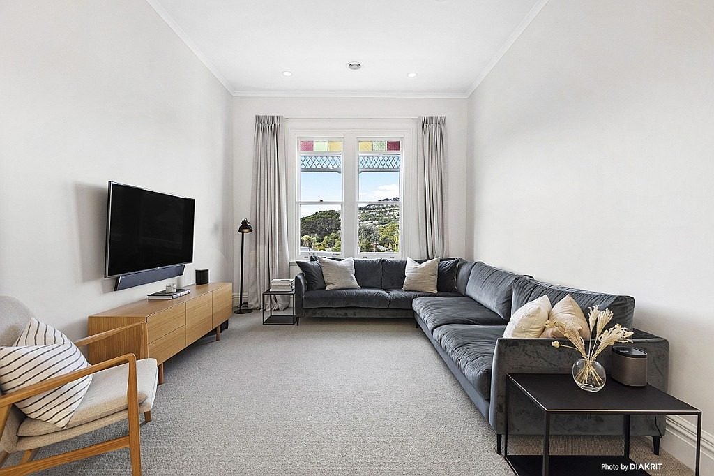 85 Nottingham Street, Karori, Wellington - Carousel 1