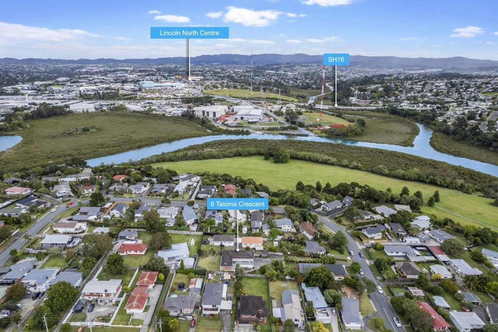 6 Taioma Crescent, Te Atatu Peninsula, Auckland - Carousel 21