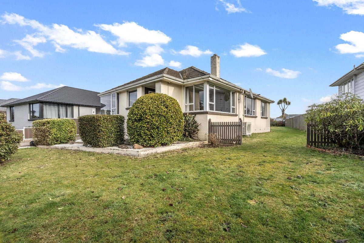18 Lyon Street, Glengarry, Invercargill - Carousel 2
