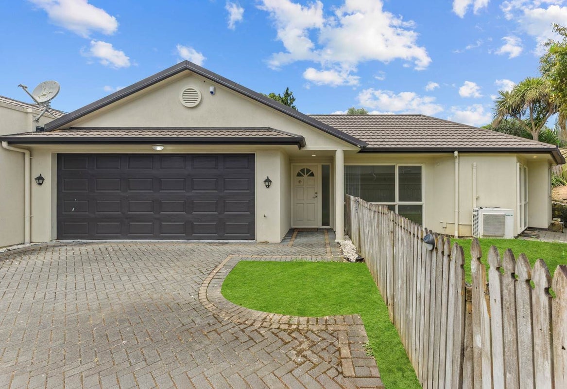 3/8 Saints Court, Manurewa, Auckland - Carousel 2