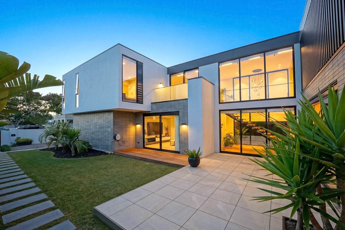 45 Tawhiri Road, One Tree Hill, Auckland - Carousel 2