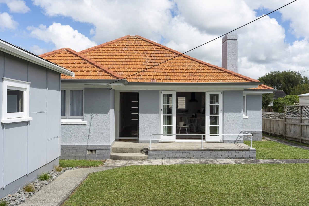 25 King ST, Kensington, Whangarei  - Carousel 1