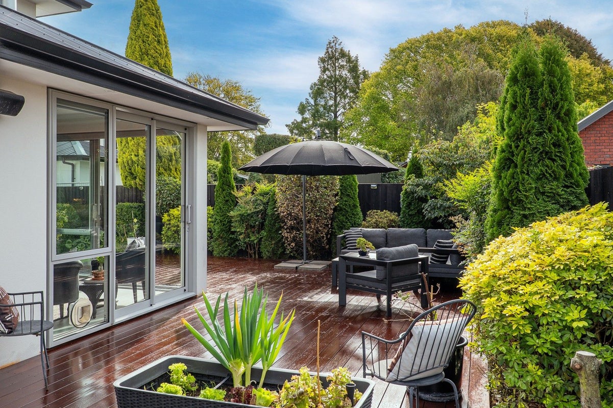 152A Wairakei Road, Bryndwr, Christchurch - Carousel 1