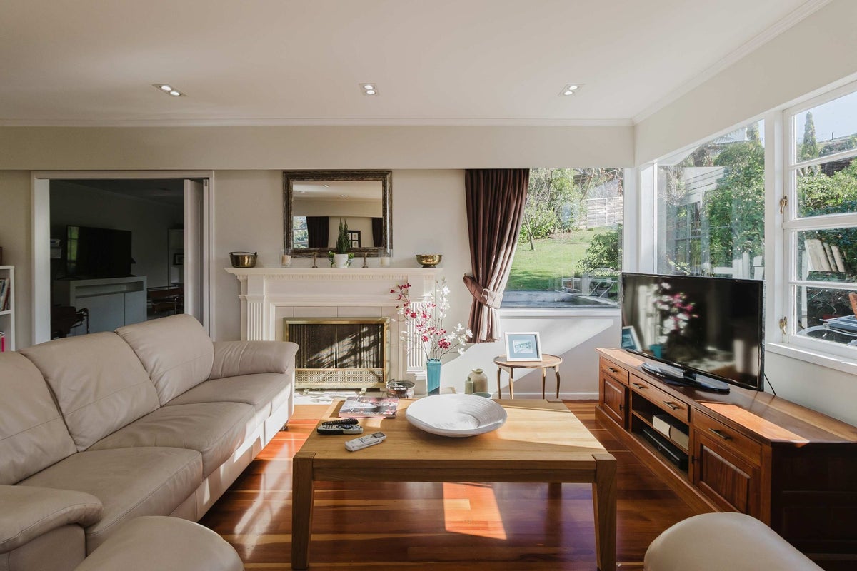 28 Caesars Place, Churton Park, Wellington - Carousel 2
