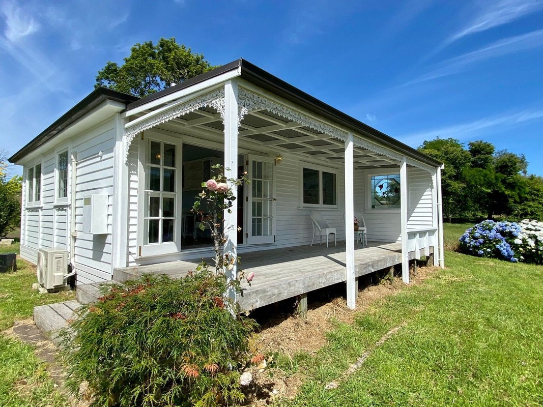 576 Crawford Road, Minden, Tauranga - Carousel 1